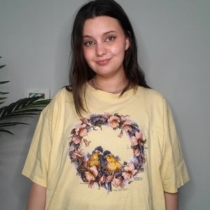 Vintage 90s Floral Wreath Tee